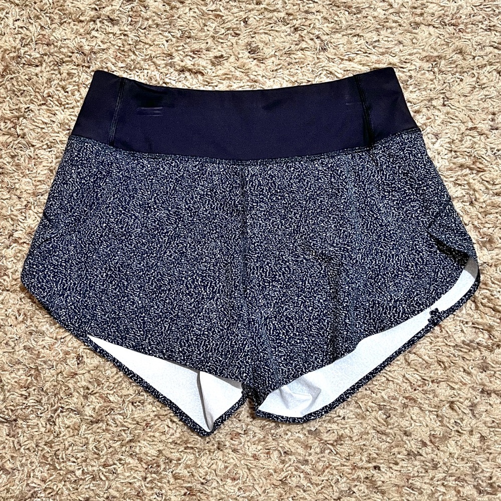[Athleta] Run With It 3" Shorts Size XXS Black Speckled White Athletic Workout